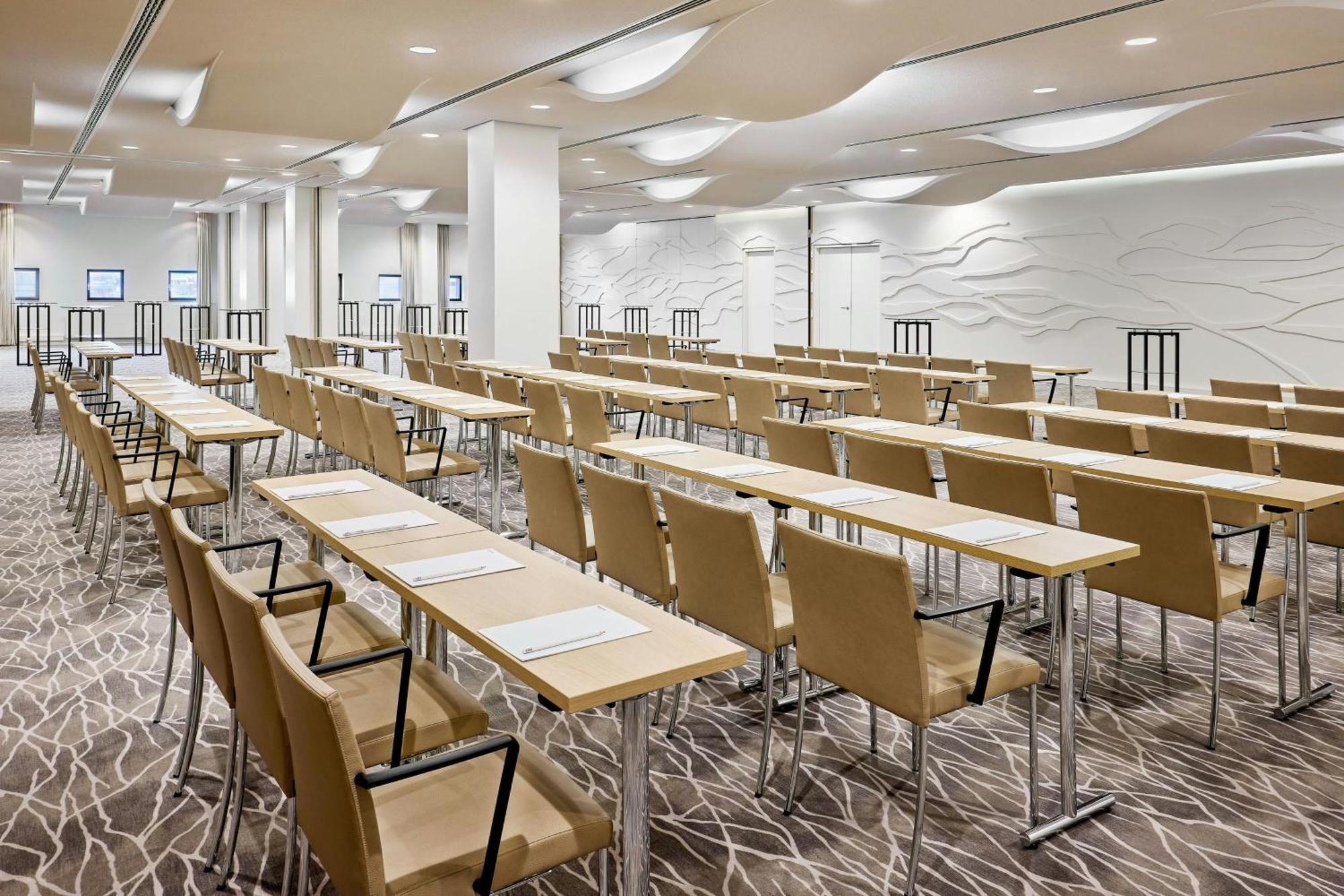 The Westin Hamburg Elbphilharmonie Hotel Exterior photo Meeting room