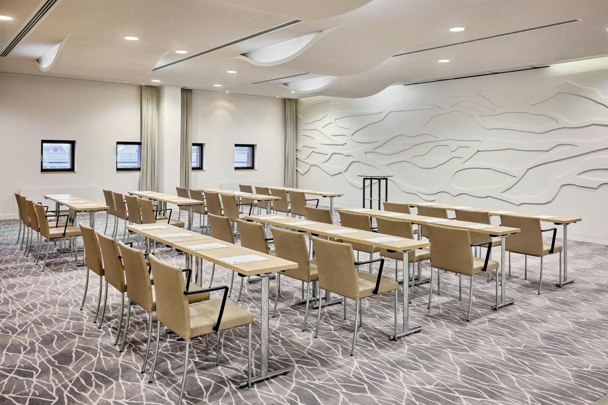 The Westin Hamburg Elbphilharmonie Hotel Exterior photo Meeting room